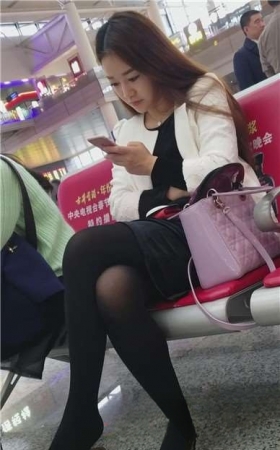 吊带皮裙 [63P-406MB]