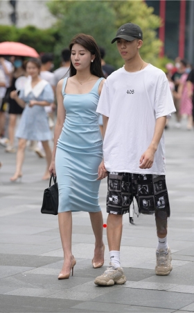 蓝色包臀长裙小姐姐(83P)