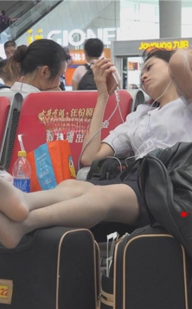 灰丝小妹