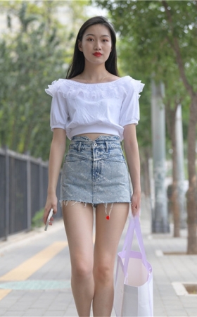 （套图一）做美甲的美女 (320P)