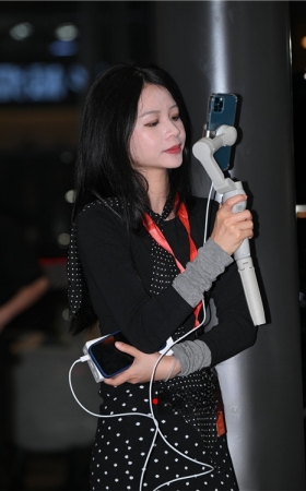 汽车直播女销售小姐姐(102P)