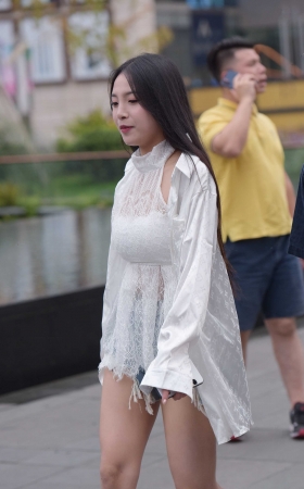 热裤美女 [12P]