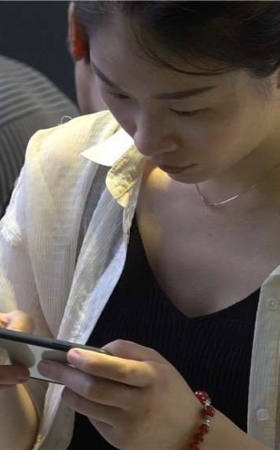 天桥上的美女FF062