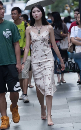 吊带连衣裙美女 [10P]
