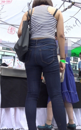 短发牛仔裤紧身MM