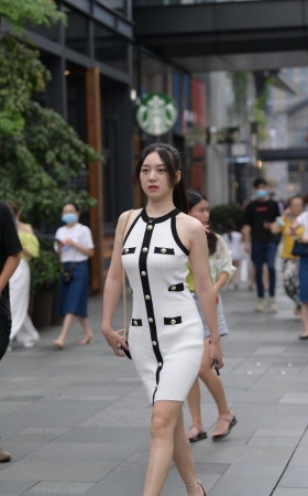 小香风白色连衣裙 [50P-1.04GB]