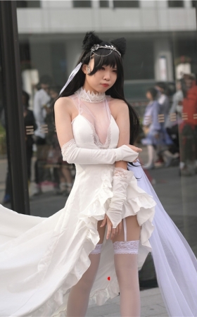 cos美女【套图+视频】