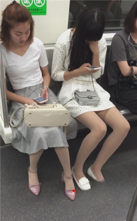 一对漂亮的MM