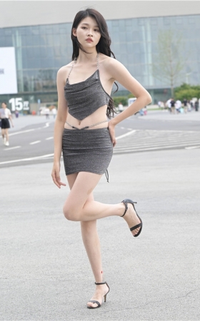 性感的高跟包屯美腿小姐姐(243P)